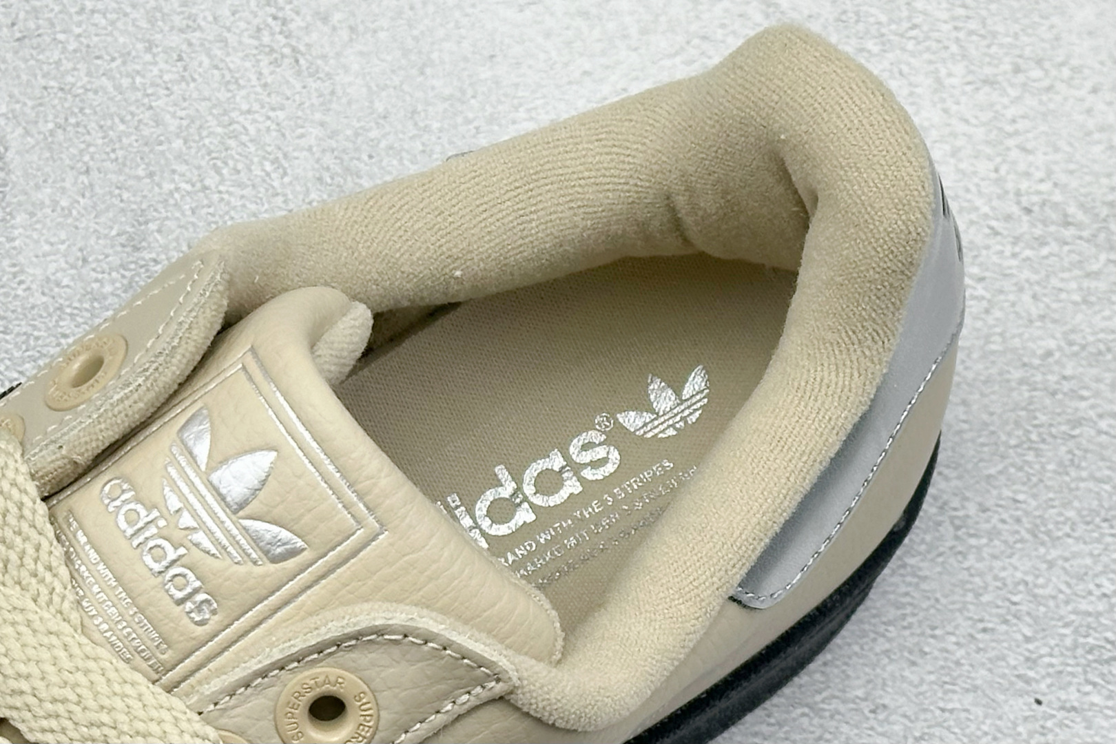 150 Adidas Originals Superstar II 贝壳头休闲板鞋 JR4234-Chinese UA Cheap High Quatity Brand Clothes Bags handbags Sneakers wholesale wholesaler seller from China Factory suppliers Fashion Clothing Shoes best Quality Beautiful Price 150 Adidas Originals Superstar II 贝壳头休闲板鞋 JR4234