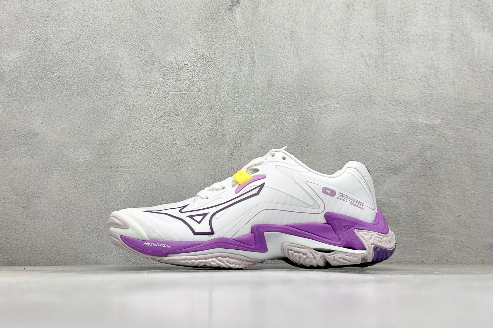 220 Mizuno 美津浓 3 Wave Rider Beta 复古时尚休闲舒适减震运动跑步鞋