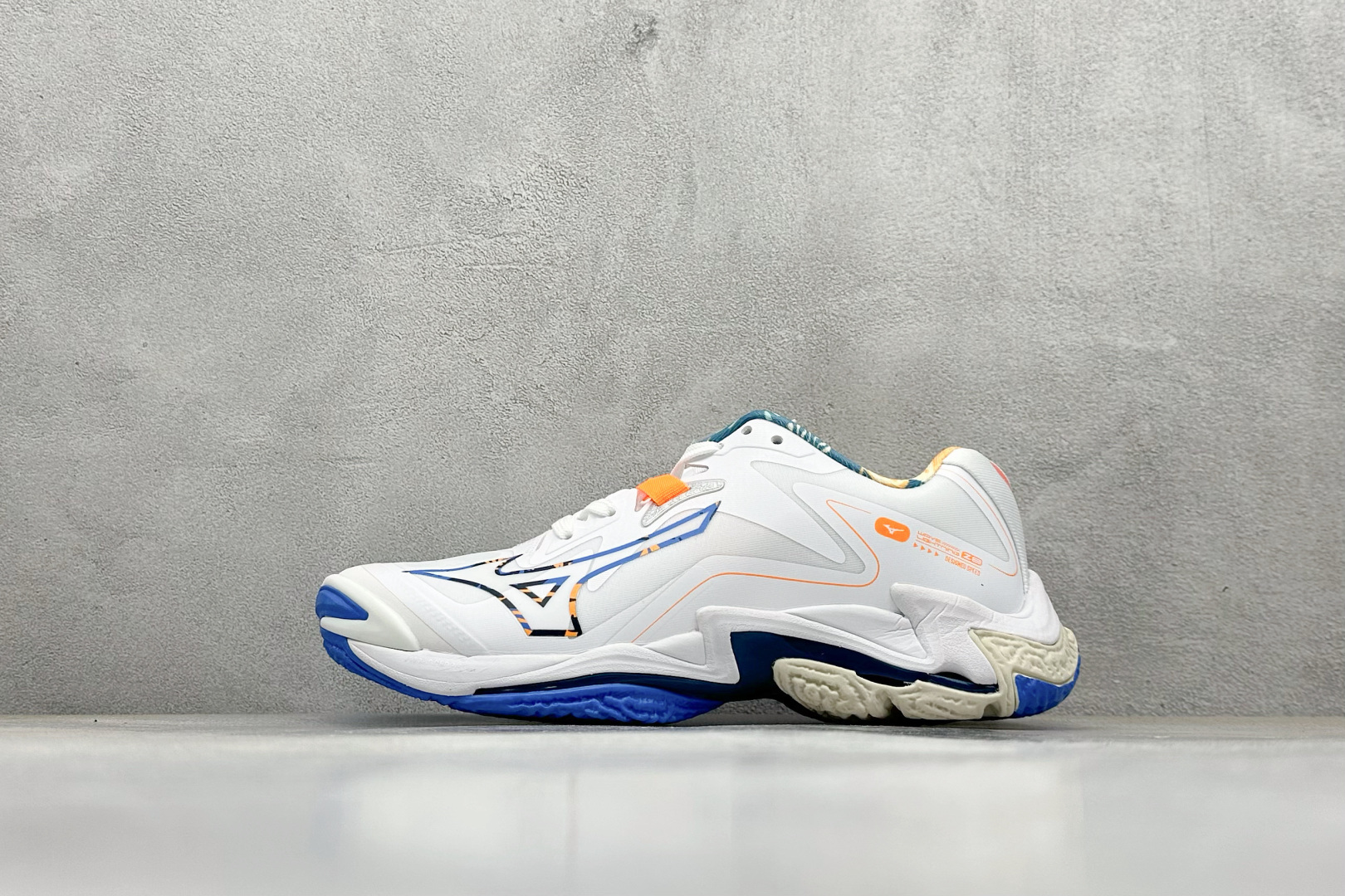 220 Mizuno 美津浓 3 Wave Rider Beta 复古时尚休闲舒适减震运动跑步鞋