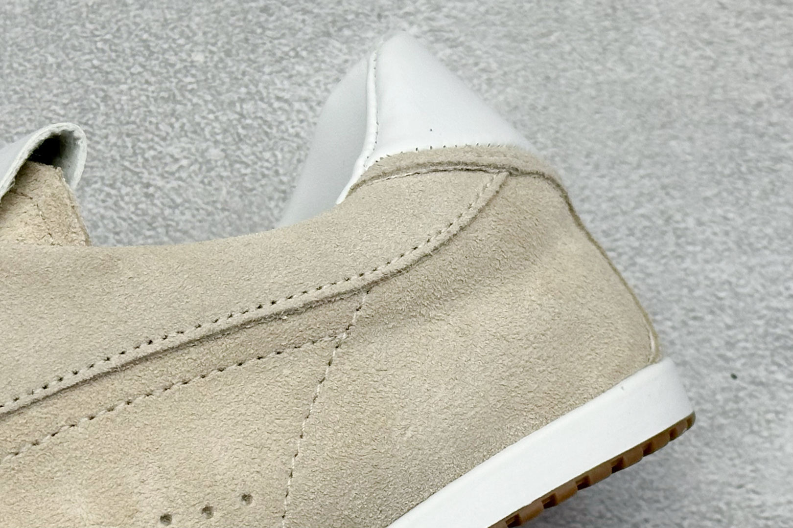 170 Alo Yoga Sunset Sneaker 徳训生活休闲鞋 A0891U-Black-Chinese UA Cheap High Quatity Brand Clothes Bags handbags Sneakers wholesale wholesaler seller from China Factory suppliers Fashion Clothing Shoes best Quality Beautiful Price 170 Alo Yoga Sunset Sneaker 徳训生活休闲鞋 A0891U-Black