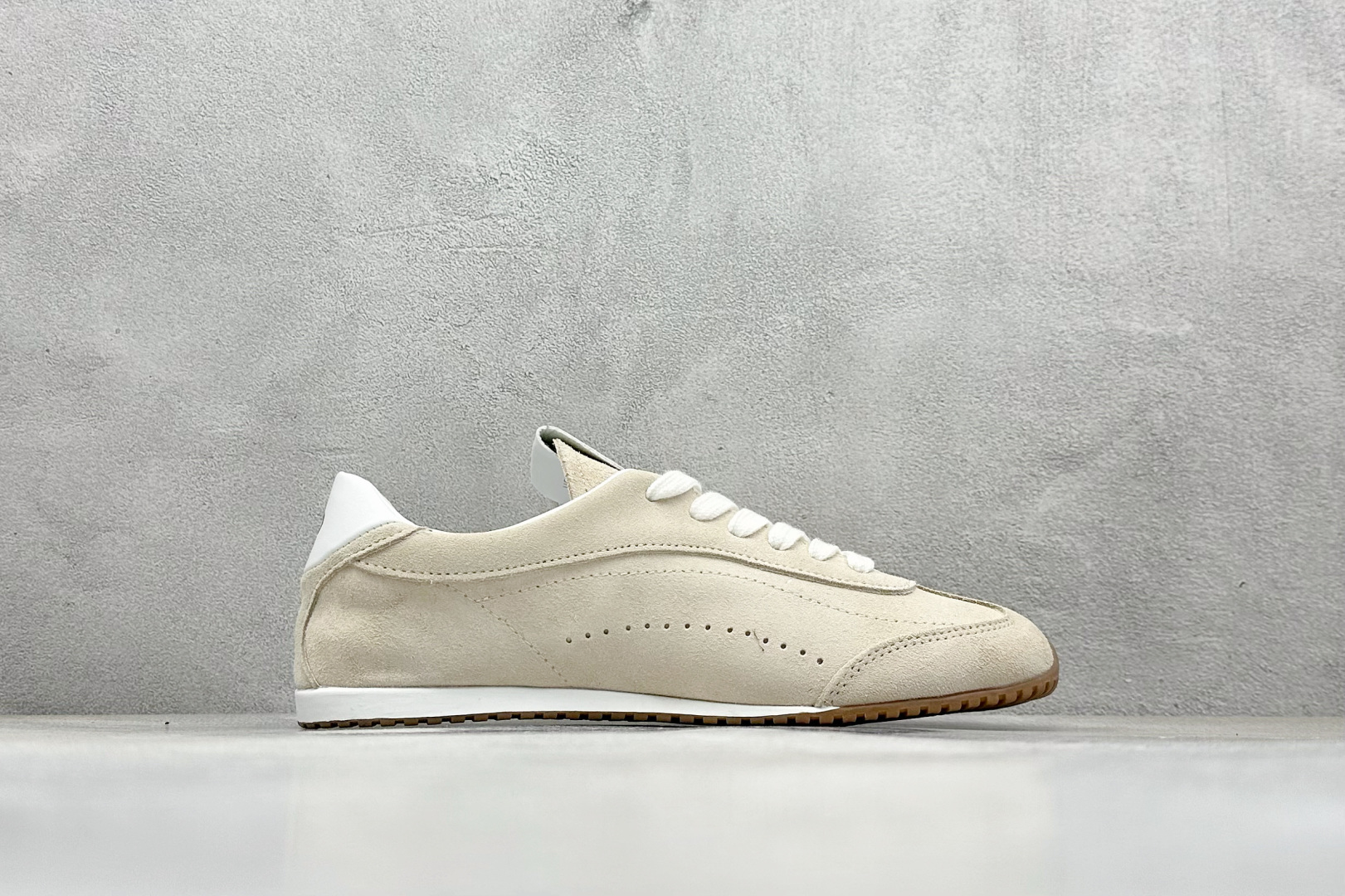 170 Alo Yoga Sunset Sneaker 徳训生活休闲鞋 A0891U-Black-Chinese UA Cheap High Quatity Brand Clothes Bags handbags Sneakers wholesale wholesaler seller from China Factory suppliers Fashion Clothing Shoes best Quality Beautiful Price 170 Alo Yoga Sunset Sneaker 徳训生活休闲鞋 A0891U-Black