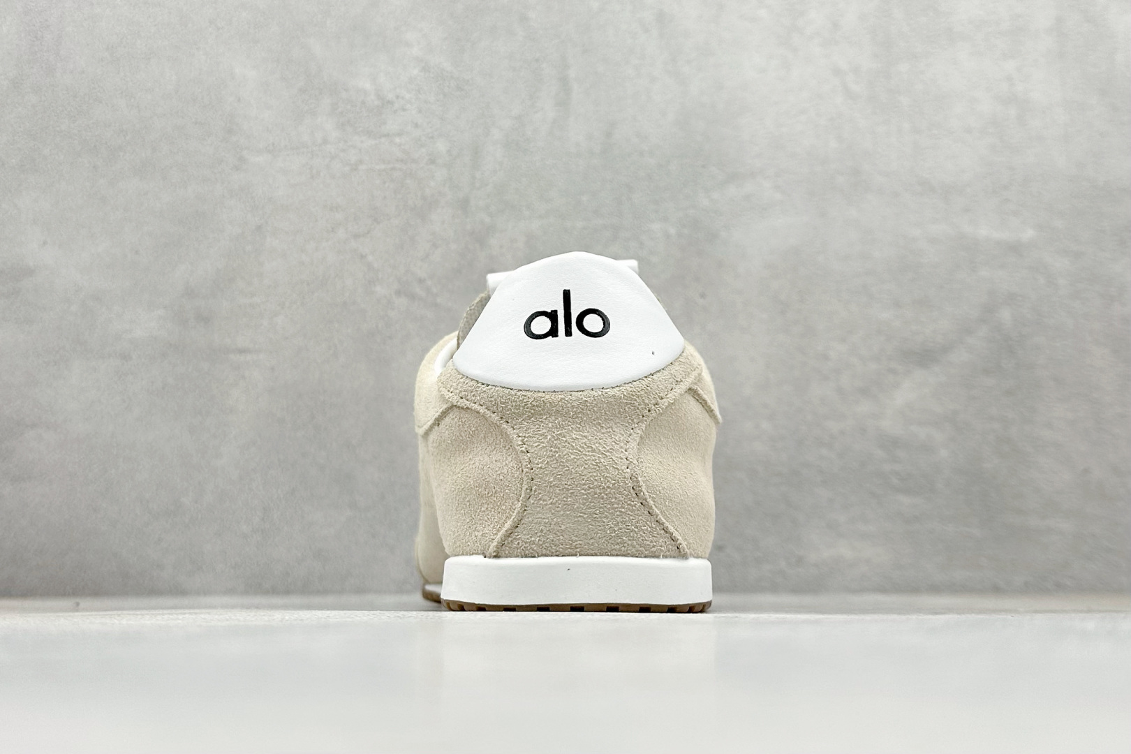 170 Alo Yoga Sunset Sneaker 徳训生活休闲鞋 A0891U-Black-Chinese UA Cheap High Quatity Brand Clothes Bags handbags Sneakers wholesale wholesaler seller from China Factory suppliers Fashion Clothing Shoes best Quality Beautiful Price 170 Alo Yoga Sunset Sneaker 徳训生活休闲鞋 A0891U-Black