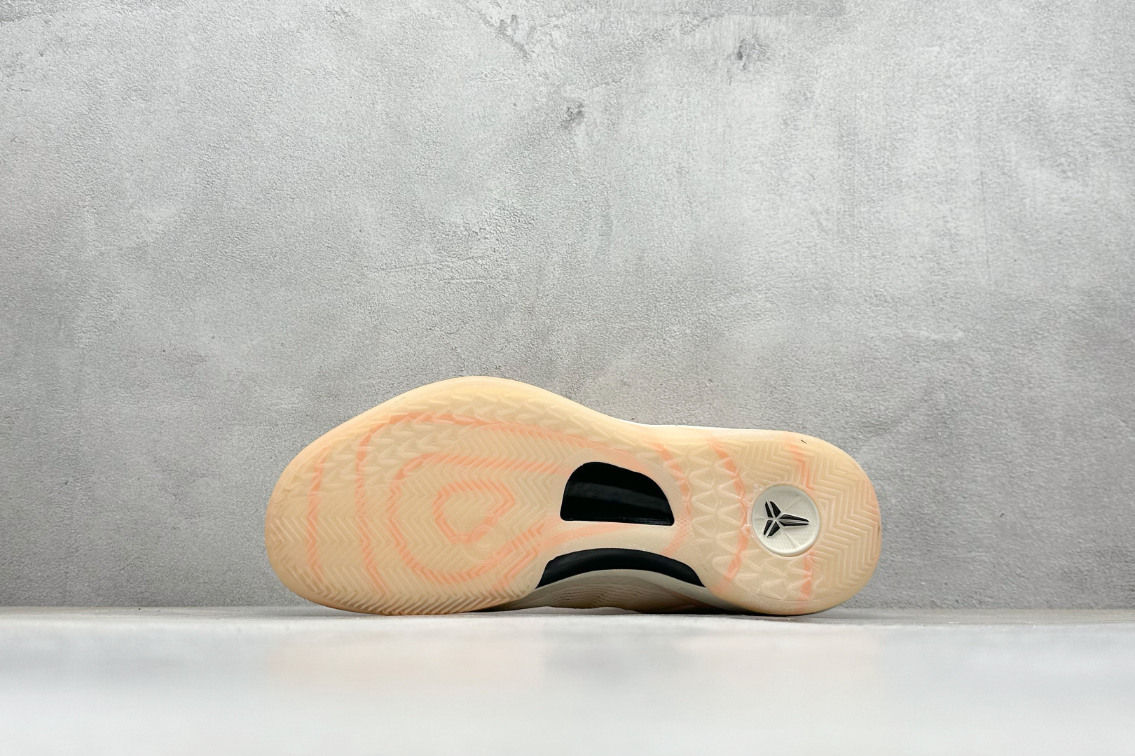 380 灭世Nike Kobe 8 ”SYSTEM” 科比8代 男子实战篮球鞋 HQ3138-800