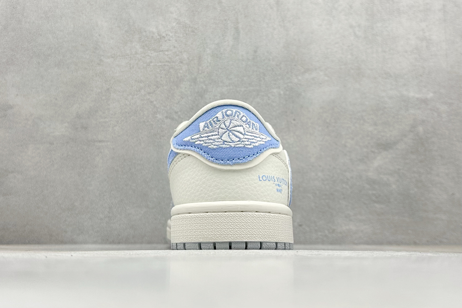 280 Travis Scott x Fragment Design x Jordan Air Jordan 1 Low SP “LV联名-米灰蓝帆布拼接” JW1188-145
