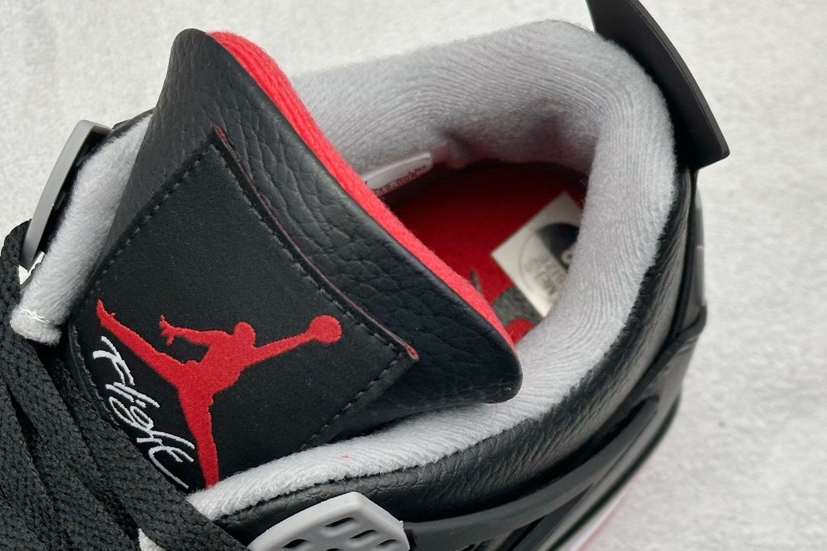 新F版Air Jordan AJ4 Retro 黑红皮 中帮篮球鞋 FV5029-006-High Quatity Cheap Brand wholesale wholesaler seller Clothes Bags handbags Sneakers Top Fashion Clothing Shoes from China Factory Chinese suppliers best Quality Beautiful Price 新F版Air Jordan AJ4 Retro 黑红皮 中帮篮球鞋 FV5029-006