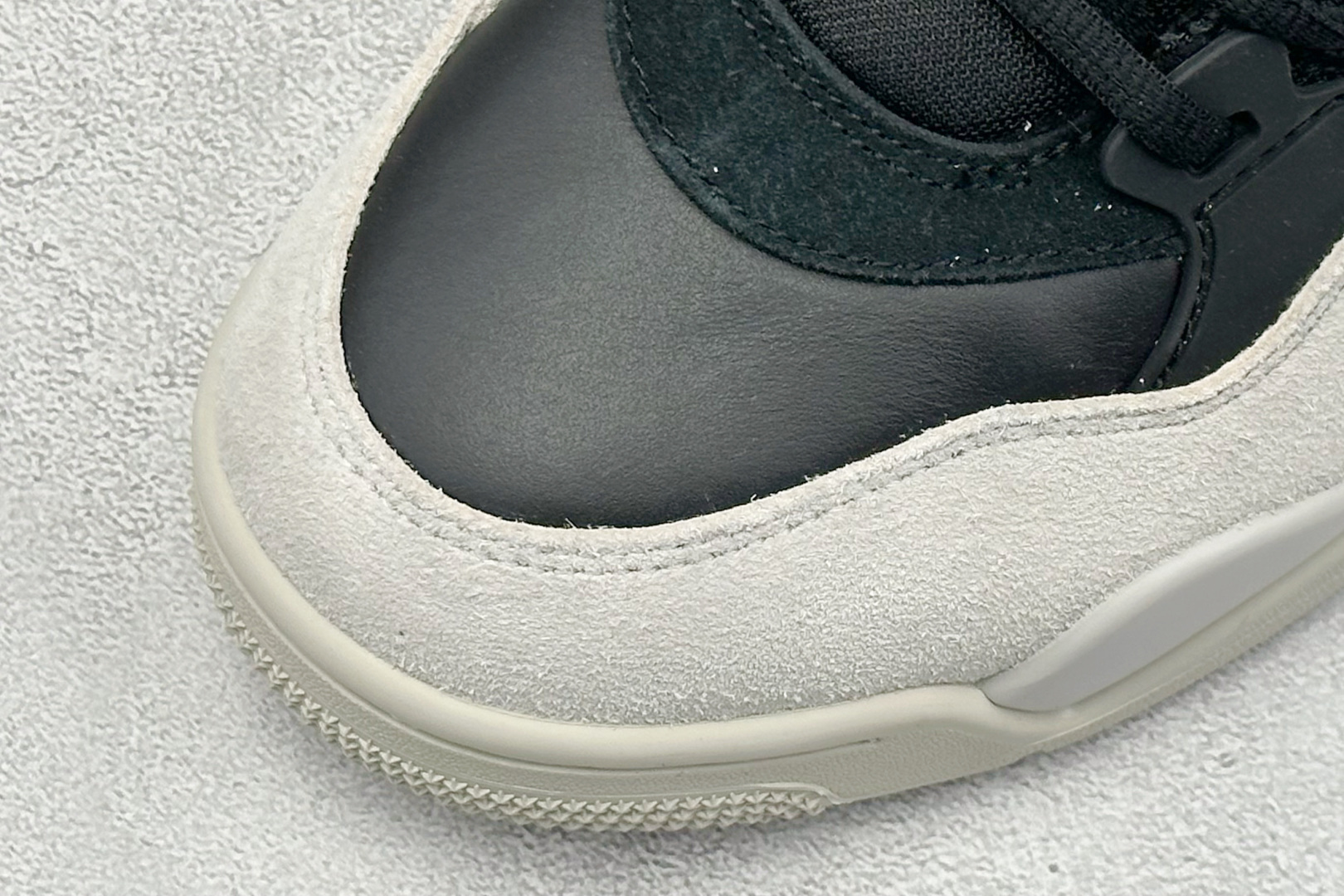 260 新F版Air Jordan AJ4 黑米 低帮复古篮球鞋 FQ7939-001