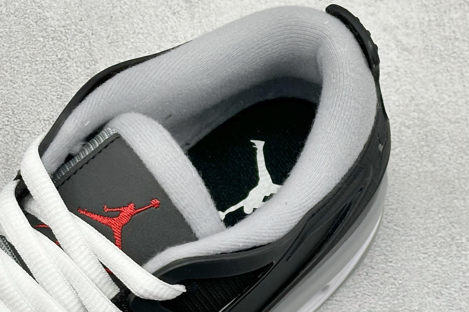 270 新F版Air Jordan AJ4 黑灰 低帮复古篮球鞋 HV5184-010