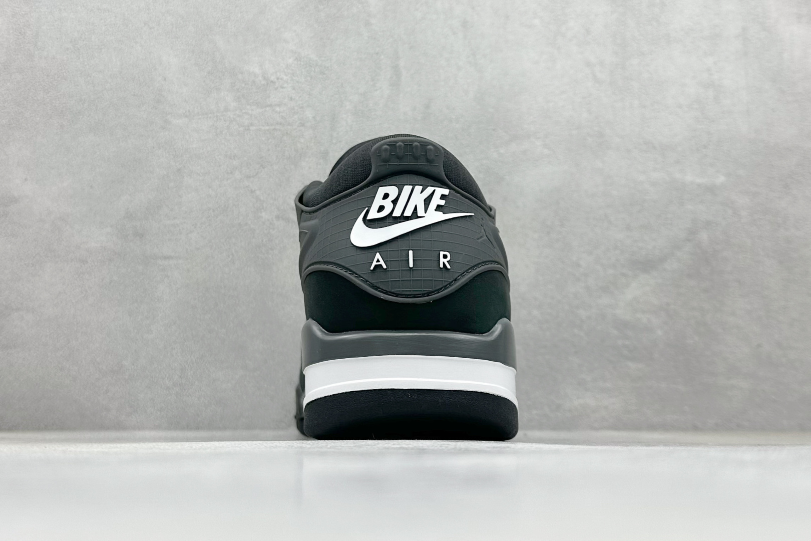 新F版Air Jordan AJ4 黑青 低帮复古篮球鞋 HF4334-004