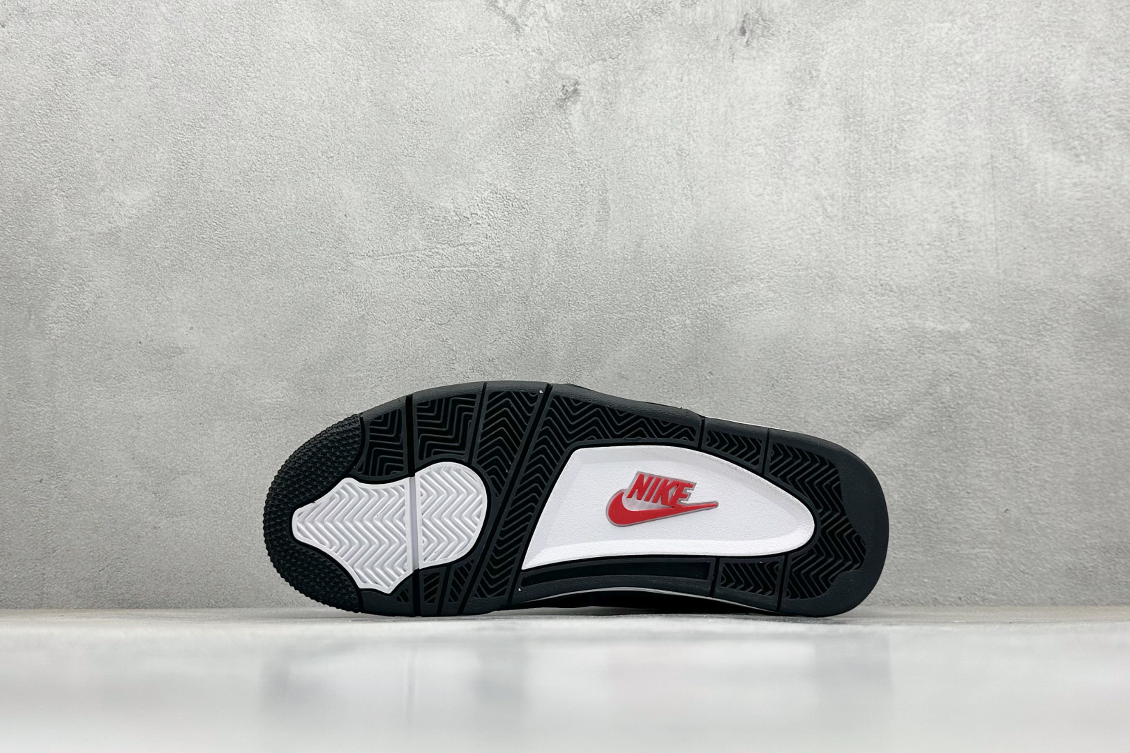 新F版Air Jordan AJ4 黑青 低帮复古篮球鞋 HF4334-004