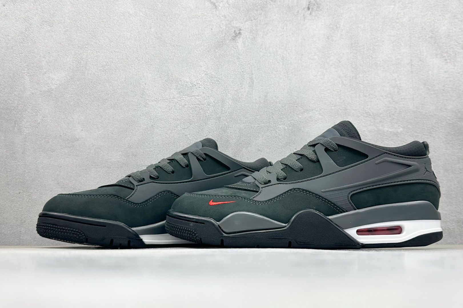 新F版Air Jordan AJ4 黑青 低帮复古篮球鞋 HF4334-004