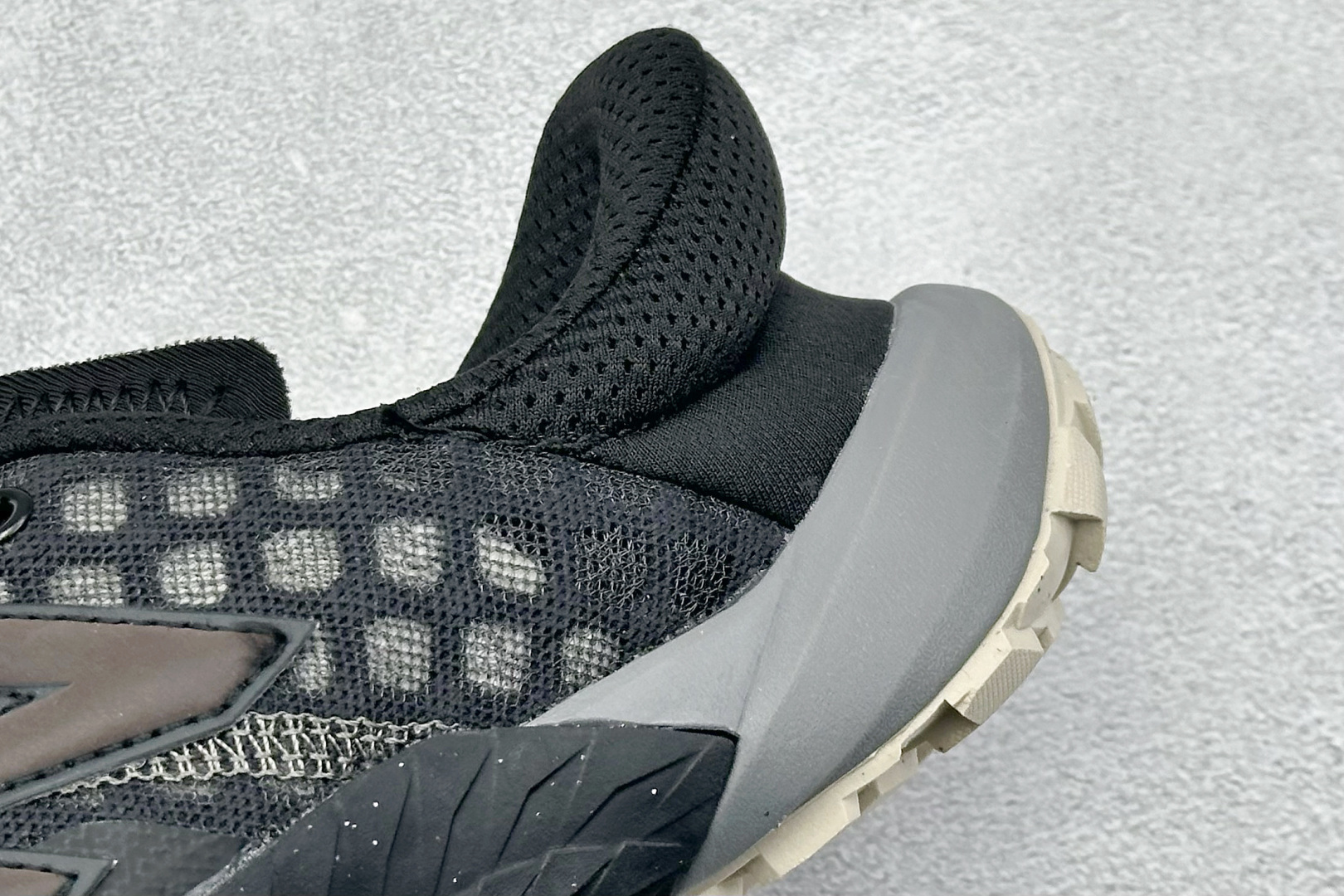 200 XC版New Balance NB MT10O 舒适时尚 减震耐磨 低帮 生活休闲鞋 MTM10LEA