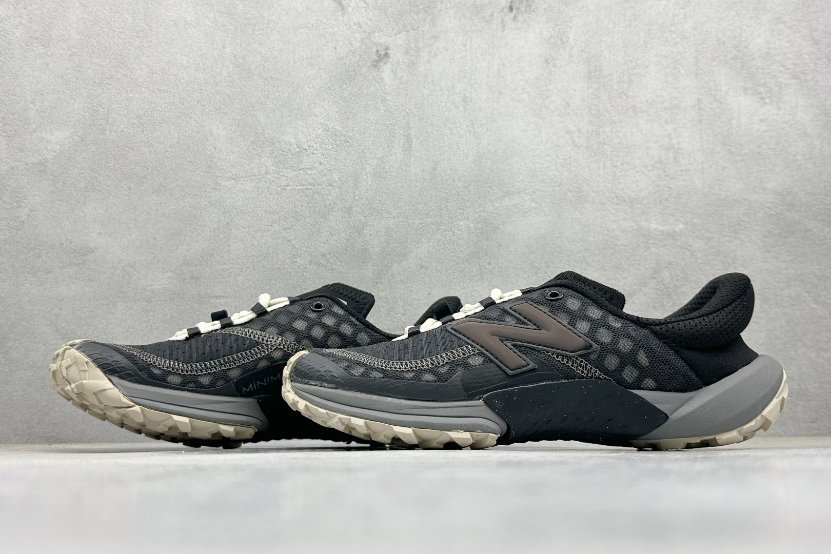 200 XC版New Balance NB MT10O 舒适时尚 减震耐磨 低帮 生活休闲鞋 MTM10LEA