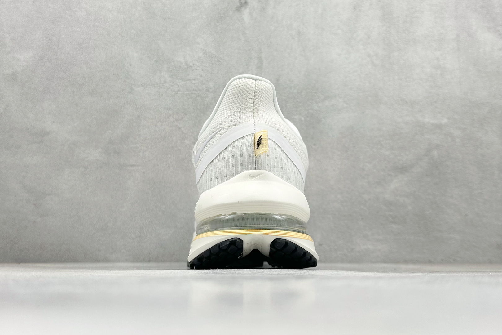 250 YH版Nike Air Zoom Pegasus Premium 耐克网面全掌气垫缓震跑鞋 HQ2593-104