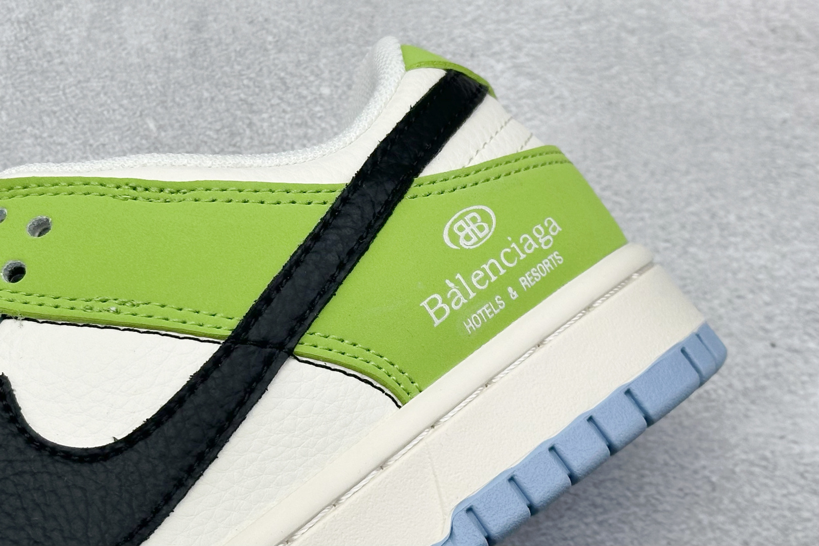 280 XC版Nike SB Dunk Low x Balenciaga 绿白小勾 ZH2598-274