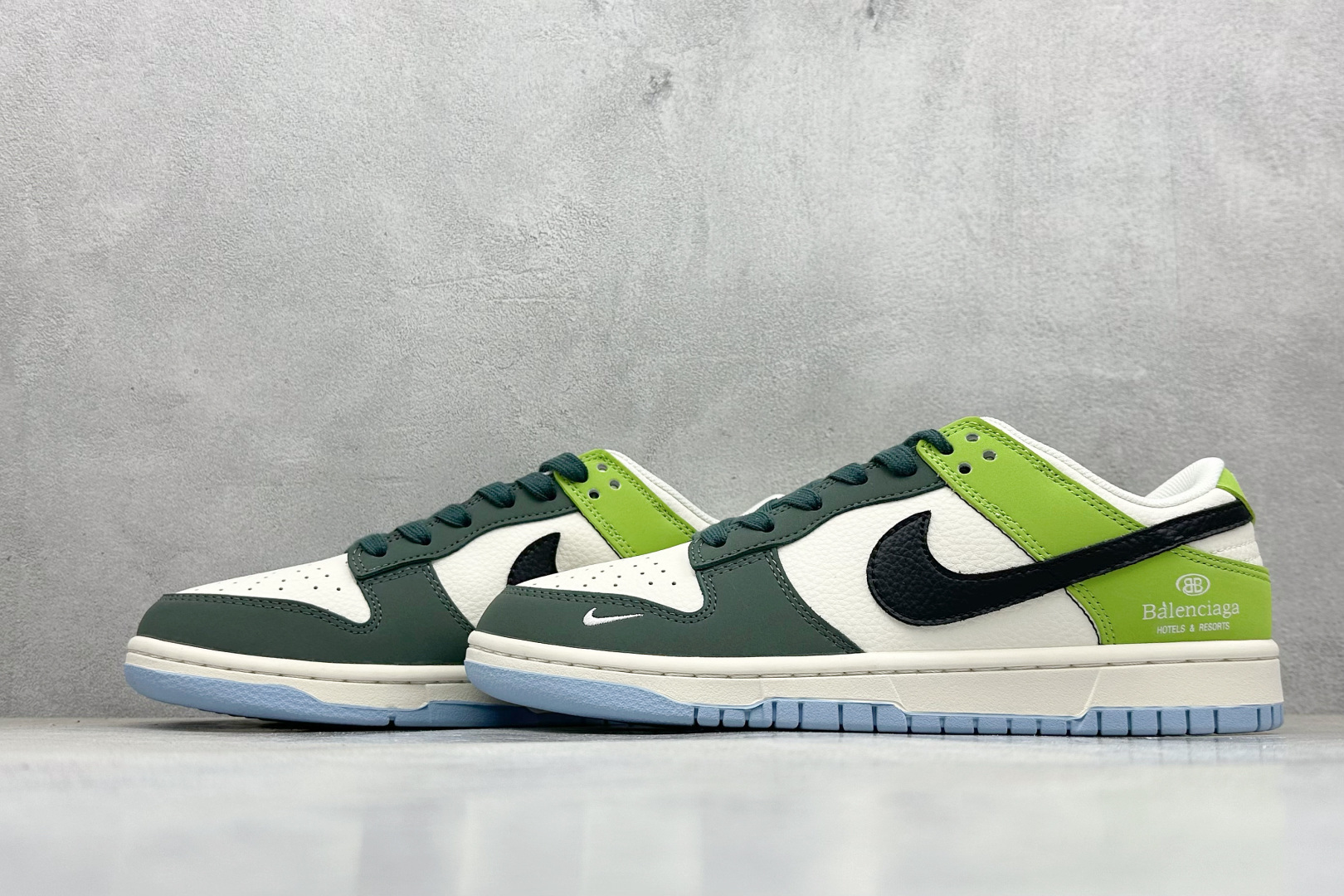 280 XC版Nike SB Dunk Low x Balenciaga 绿白小勾 ZH2598-274