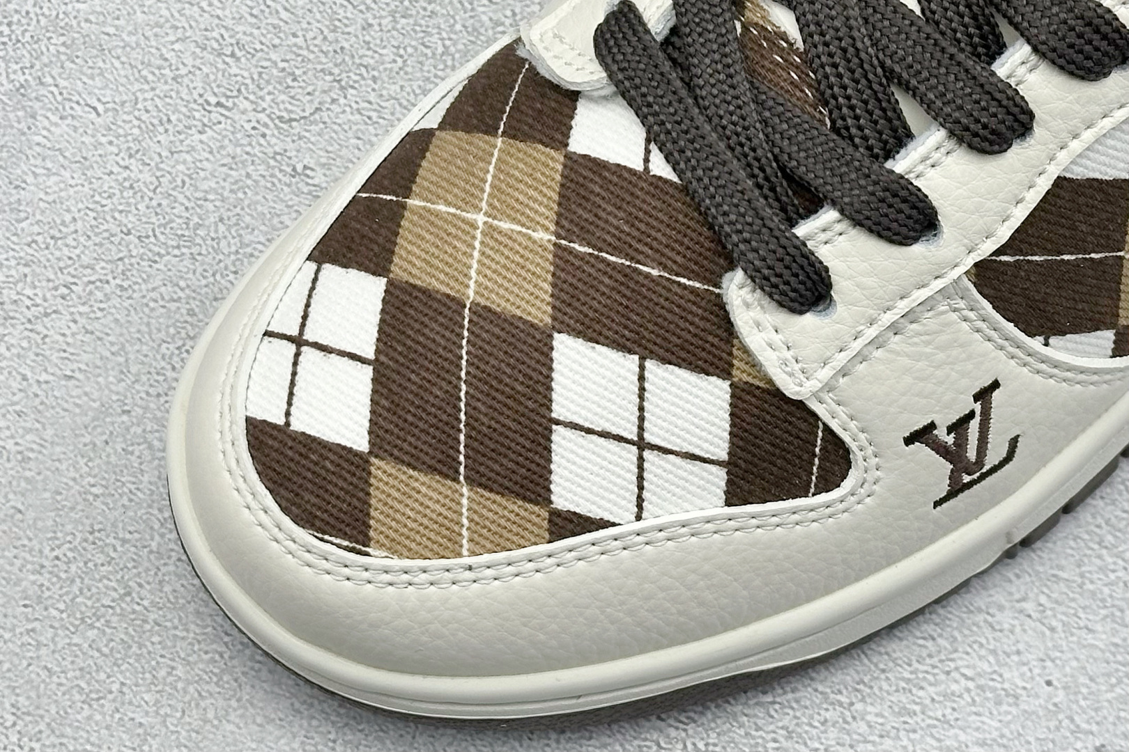 280 SC版Nike SB Dunk Low LV联名 白棕网格 高端定制 低帮休闲板鞋 SC0601-461