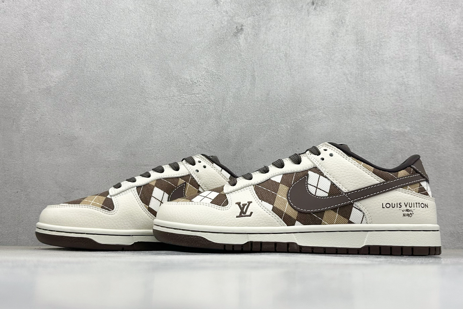 280 SC版Nike SB Dunk Low LV联名 白棕网格 高端定制 低帮休闲板鞋 SC0601-461