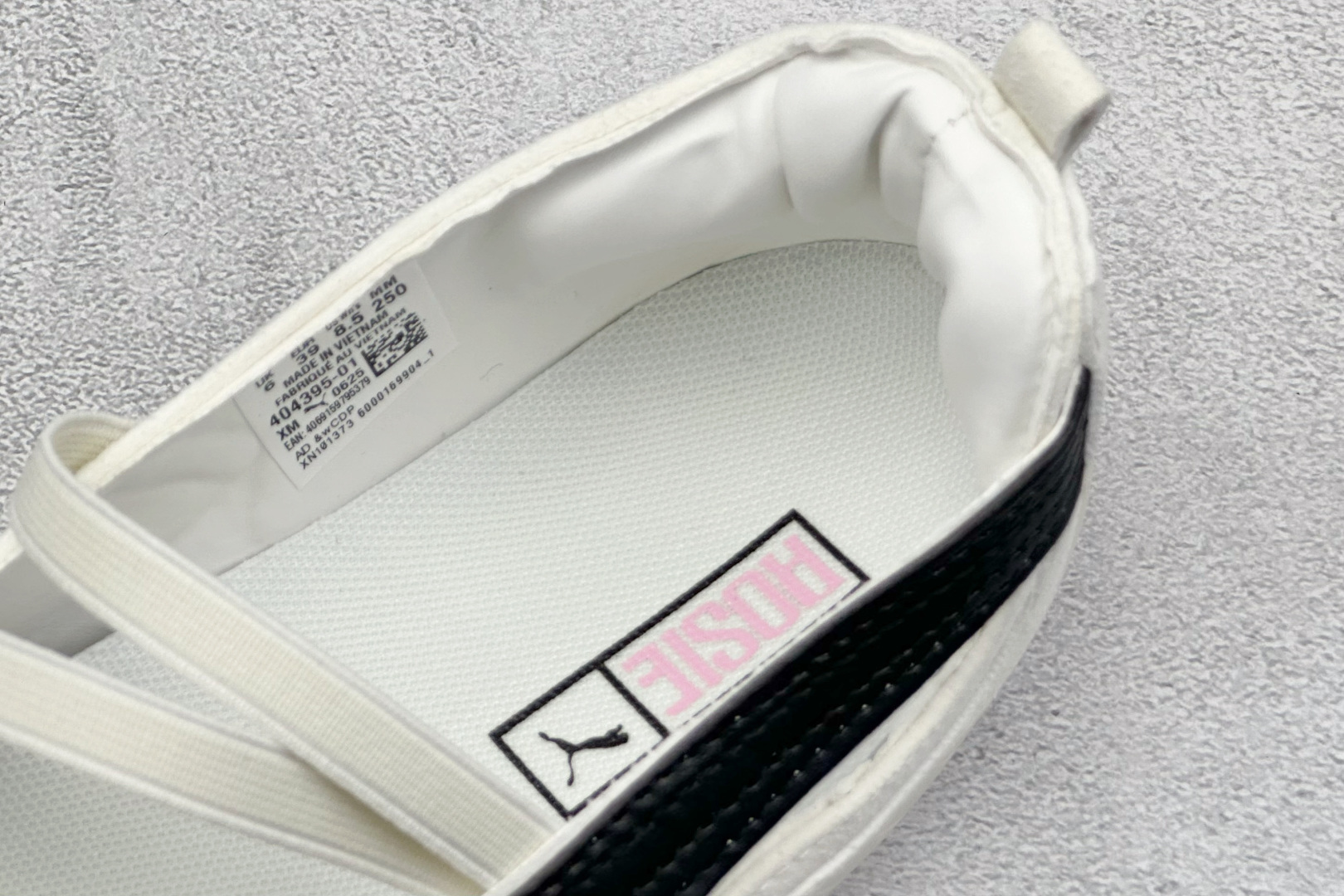 150 XS版 PuMa Speedcat 舒适百搭低帮 玛丽珍芭蕾鞋 404395-01-Chinese UA Cheap High Quatity Brand Clothes Bags handbags Sneakers wholesale wholesaler seller from China Factory suppliers Fashion Clothing Shoes best Quality Beautiful Price 150 XS版 PuMa Speedcat 舒适百搭低帮 玛丽珍芭蕾鞋 404395-01