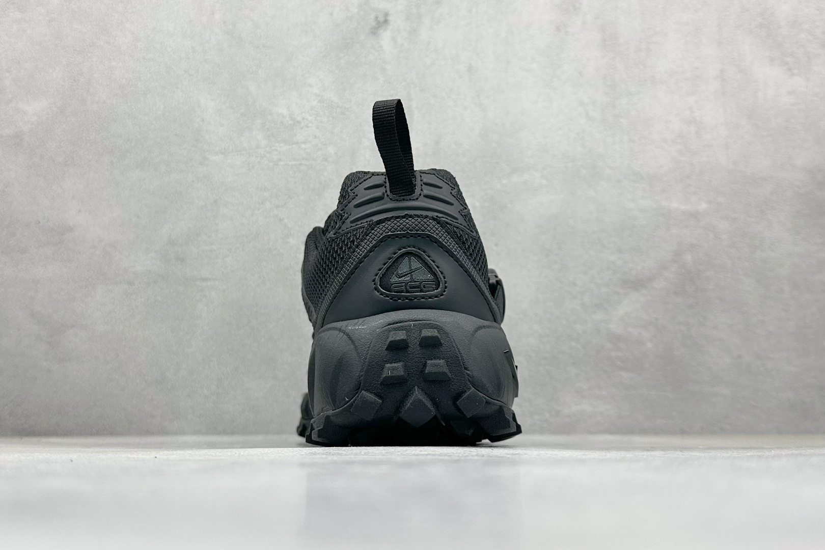180 GS版Nike ACG Phassad 耐克时尚舒适 抓地登山徒步鞋 HM7133-002