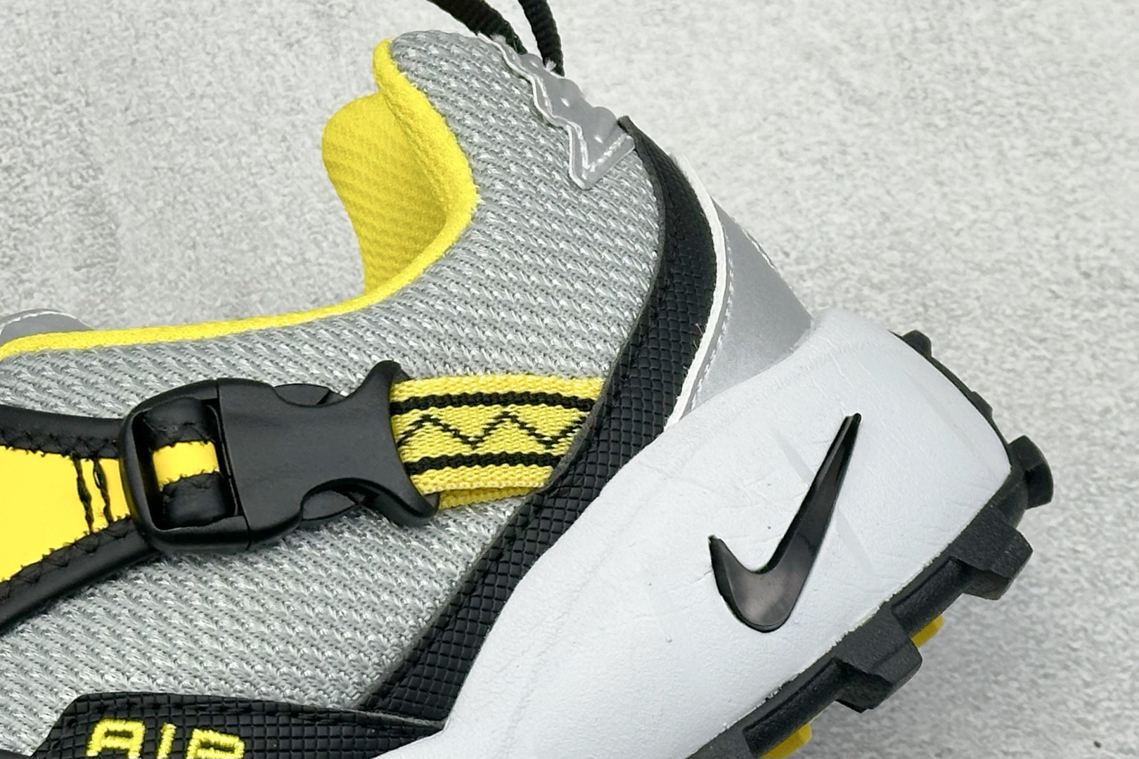 180 GS版Nike ACG Phassad 耐克时尚舒适 抓地登山徒步鞋 HM7133-001