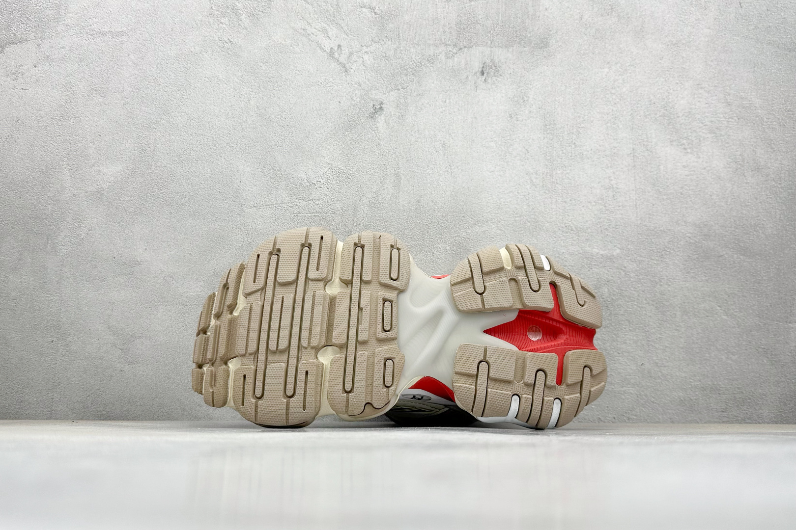 300 I8版Balenciaga巴黎世家 CARGO 圆头系带 低帮生活休闲鞋 785754W2MV1-Chinese UA Cheap High Quatity Brand Clothes Bags handbags Sneakers wholesale wholesaler seller from China Factory suppliers Fashion Clothing Shoes best Quality Beautiful Price 300 I8版Balenciaga巴黎世家 CARGO 圆头系带 低帮生活休闲鞋 785754W2MV1