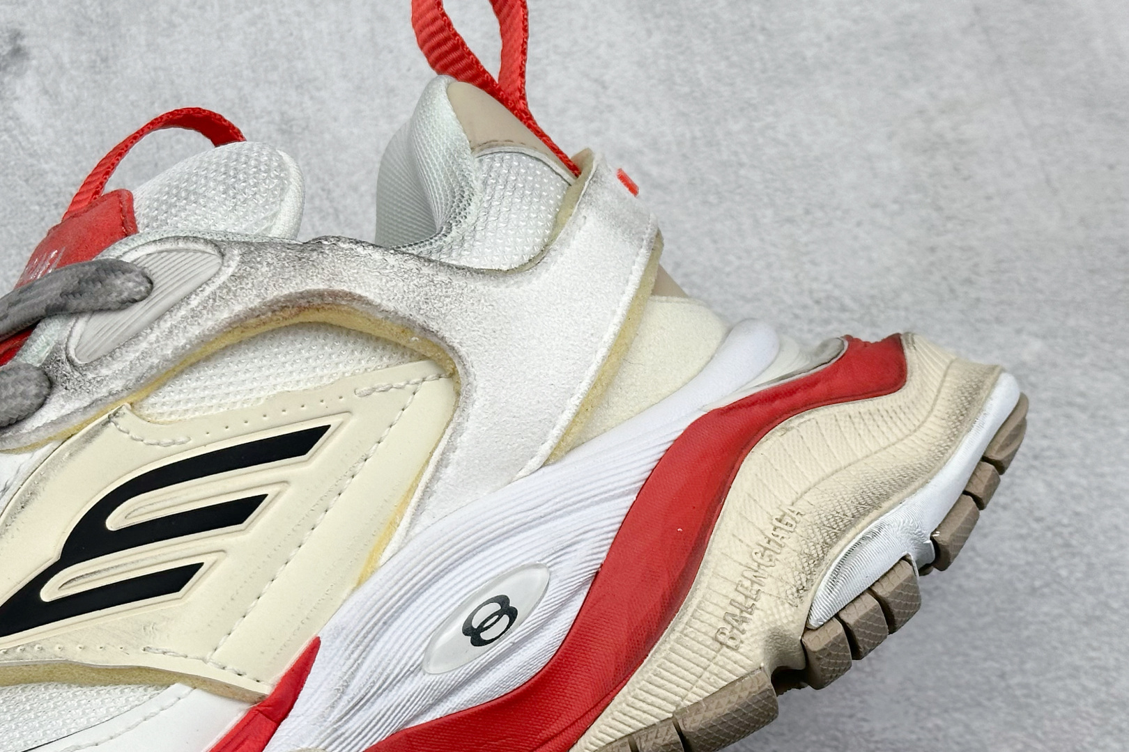 300 I8版Balenciaga巴黎世家 CARGO 圆头系带 低帮生活休闲鞋 785754W2MV1-Chinese UA Cheap High Quatity Brand Clothes Bags handbags Sneakers wholesale wholesaler seller from China Factory suppliers Fashion Clothing Shoes best Quality Beautiful Price 300 I8版Balenciaga巴黎世家 CARGO 圆头系带 低帮生活休闲鞋 785754W2MV1