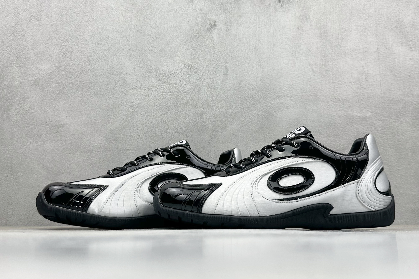 230 Old Order 舒适百搭生活休闲鞋 银黑