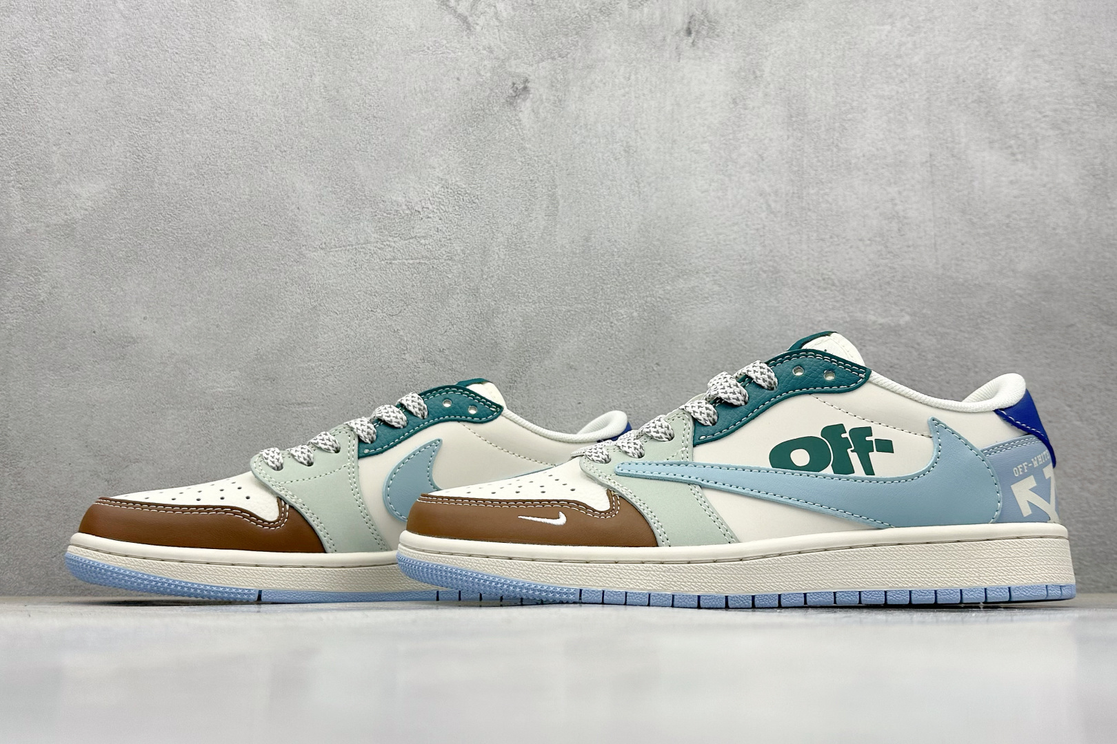 240 Travis Scott x Nike Air Jordan 1 Low x OFF-WHITE Air Jordan 1 Low 反转红白蓝小勾满天星倒钩 HS8068-066