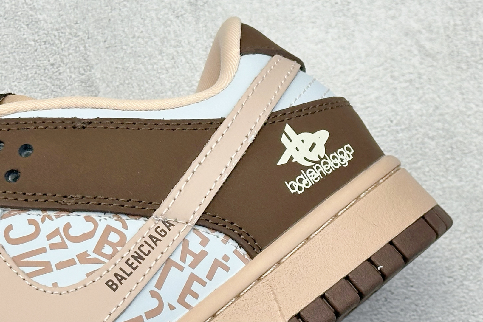 280 Nike SB Dunk Low x Balenciaga 蓝棕 DD1988-002