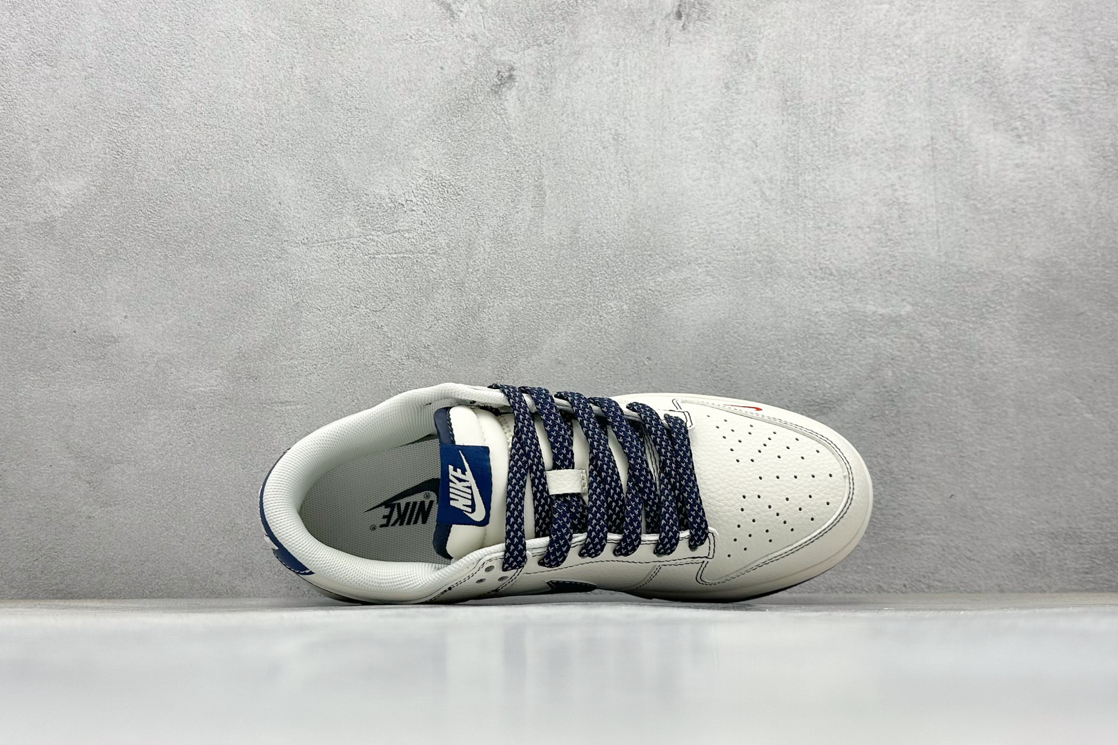 280 Nike SB Dunk Low Supreme联名 米蓝勾 高端定制 低帮休闲板鞋 HH7518-083