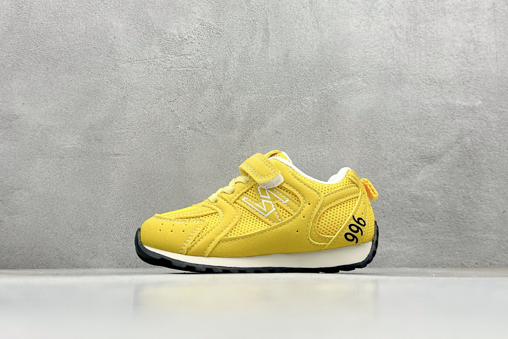 新百伦New Balance NB996 童鞋复古休闲老爹鞋运动慢跑鞋
