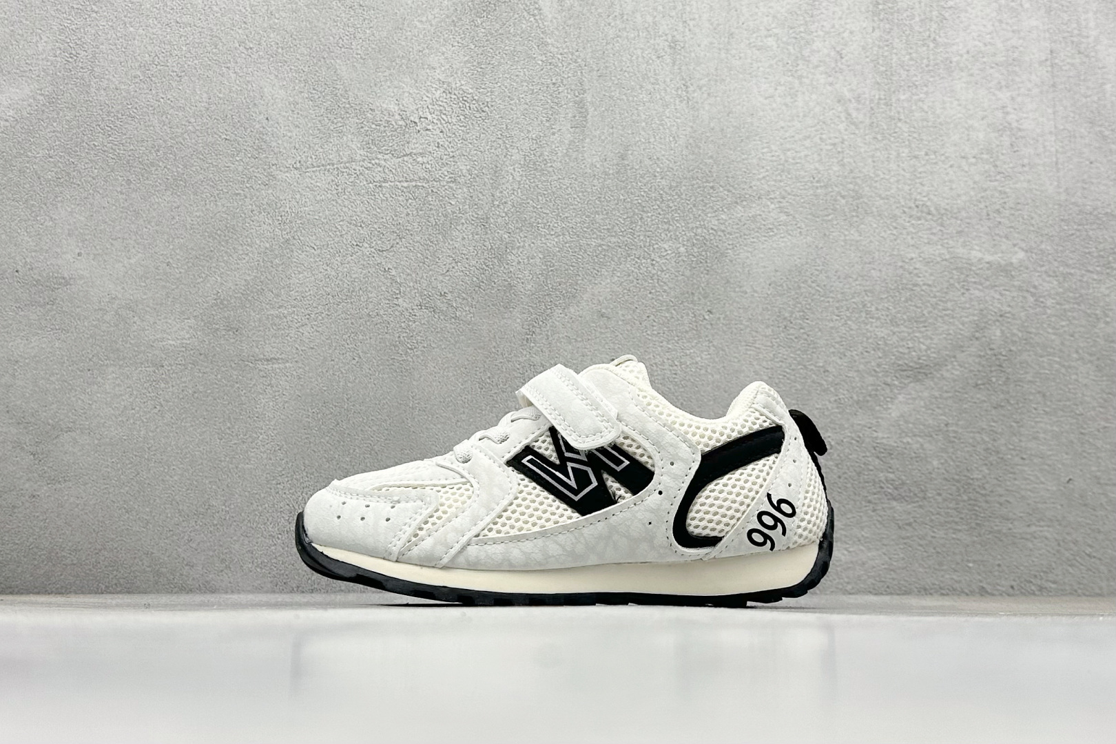 新百伦New Balance NB996 童鞋复古休闲老爹鞋运动慢跑鞋