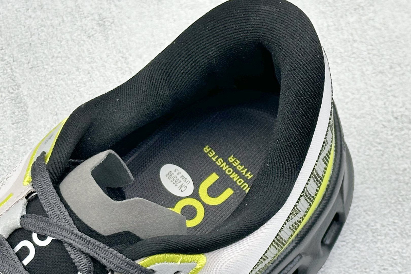 200 RS版 On昂跑 Cloudtilt Loewe 户外街头机能风跑步鞋 3ME1013