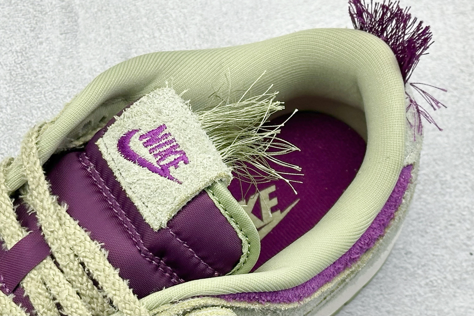 200 史诗级NIKE SB Dunk Low 绿紫 IB2990-500