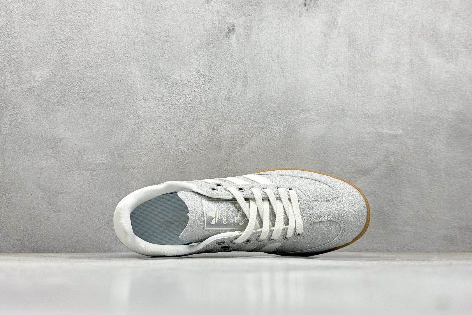 150 Adidas Originals Samba 阿迪达斯三叶草 桑巴舞系列绅士德训足球风百搭低帮休闲运动板鞋 KI6264