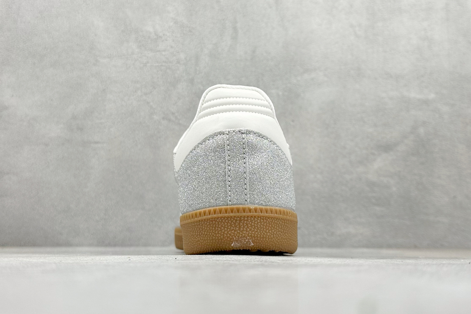 150 Adidas Originals Samba 阿迪达斯三叶草 桑巴舞系列绅士德训足球风百搭低帮休闲运动板鞋 KI6264