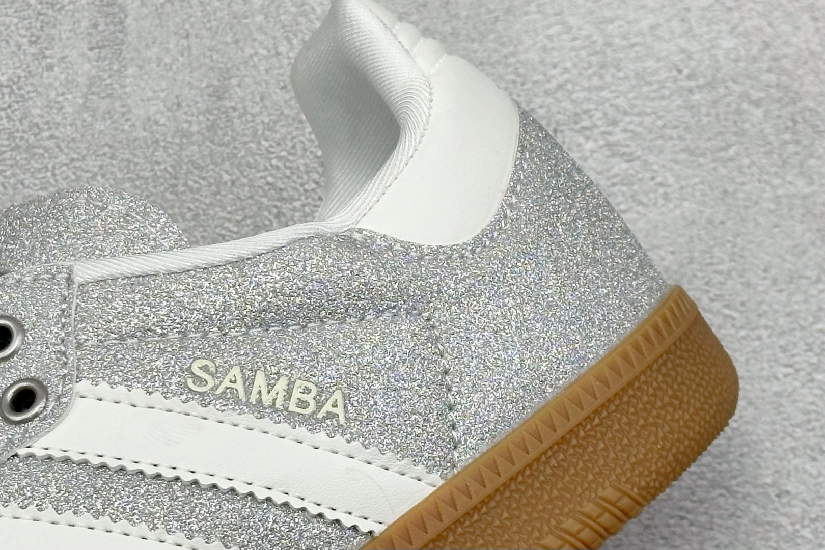150 Adidas Originals Samba 阿迪达斯三叶草 桑巴舞系列绅士德训足球风百搭低帮休闲运动板鞋 KI6264