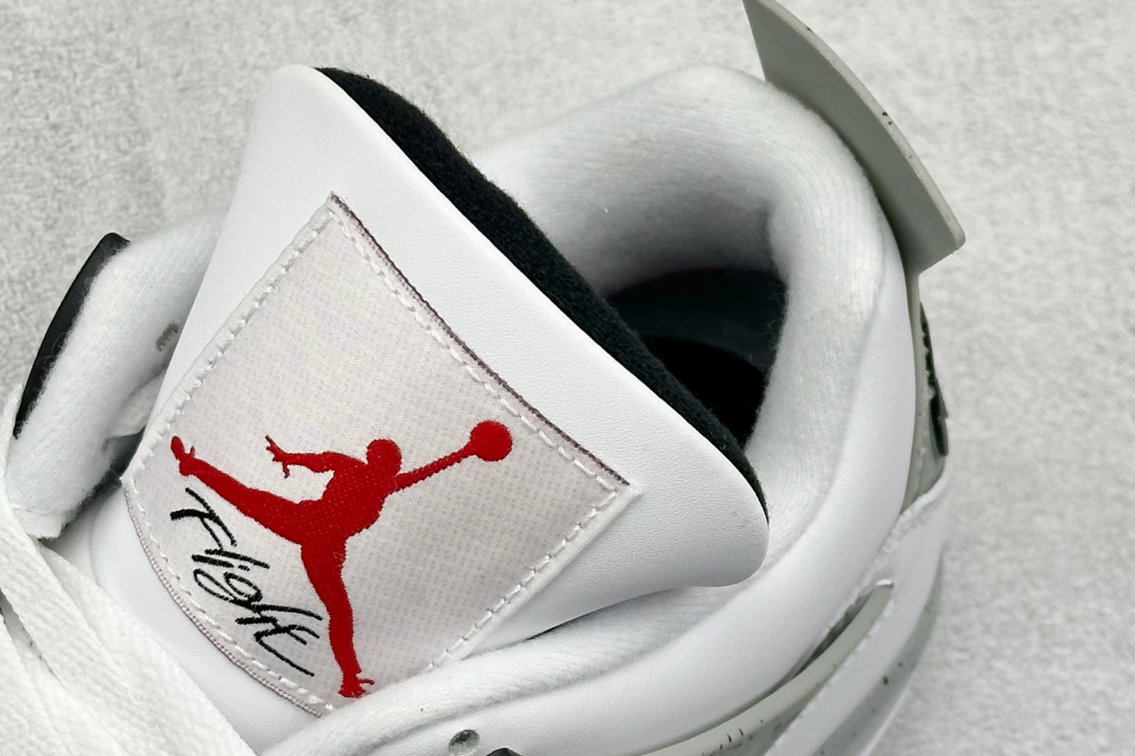 280 新F版Air Jordan AJ4 Retro 黑水泥 中帮篮球鞋 840606-192-Chinese UA Cheap High Quatity Brand Clothes Bags handbags Sneakers wholesale wholesaler seller from China Factory suppliers Fashion Clothing Shoes best Quality Beautiful Price 280 新F版Air Jordan AJ4 Retro 黑水泥 中帮篮球鞋 840606-192