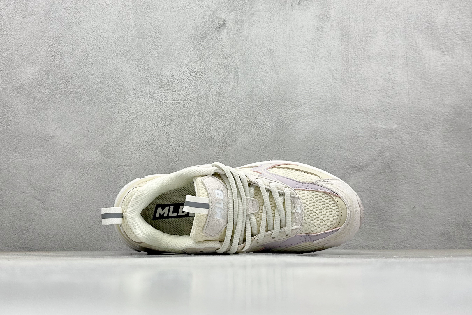 190 NY版MLB Chunky Curve Runner Speed NB 纽约洋基队 厚底休闲跑鞋 3ARNC055N-Chinese UA Cheap High Quatity Brand Clothes Bags handbags Sneakers wholesale wholesaler seller from China Factory suppliers Fashion Clothing Shoes best Quality Beautiful Price 190 NY版MLB Chunky Curve Runner Speed NB 纽约洋基队 厚底休闲跑鞋 3ARNC055N