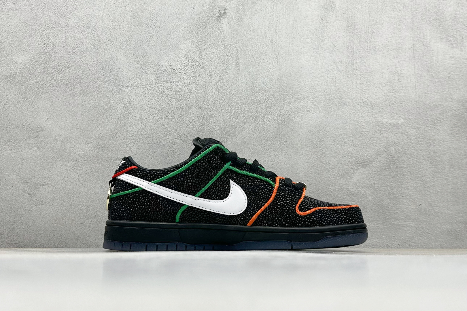 P340S2版本Bronx Girls Skate x Nike SB Dunk Low 联名款 低帮休闲滑板鞋 HV1664-001