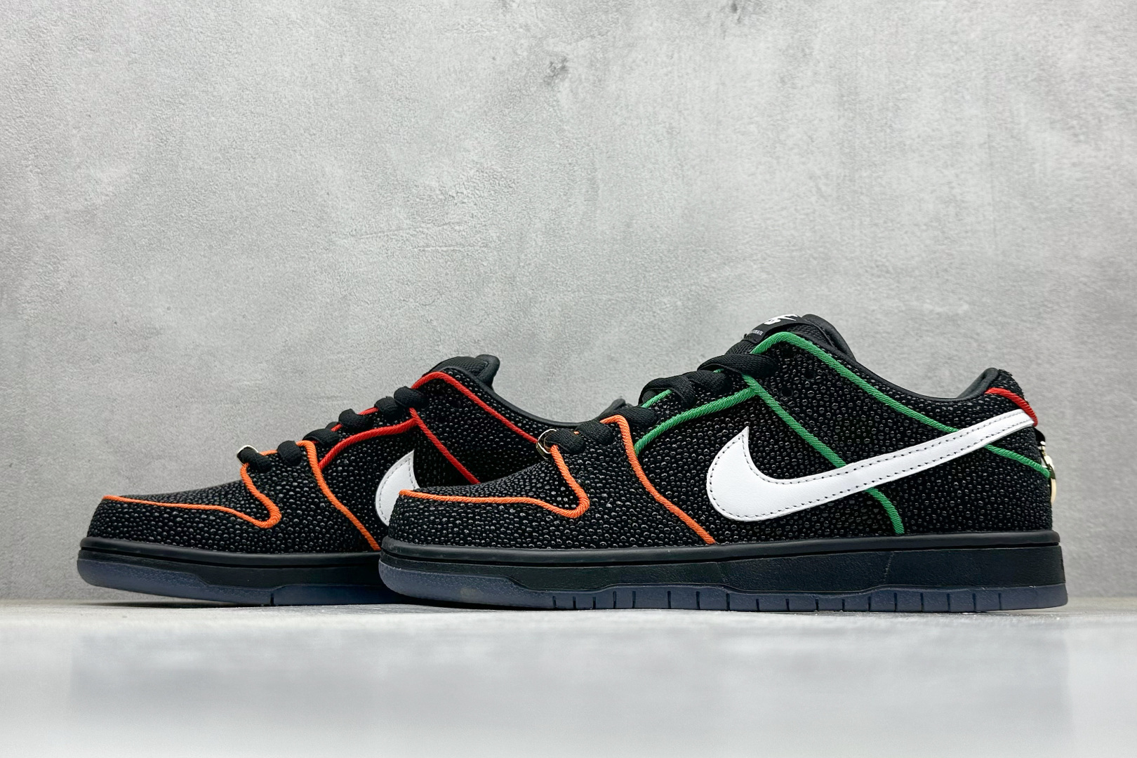 P340S2版本Bronx Girls Skate x Nike SB Dunk Low 联名款 低帮休闲滑板鞋 HV1664-001