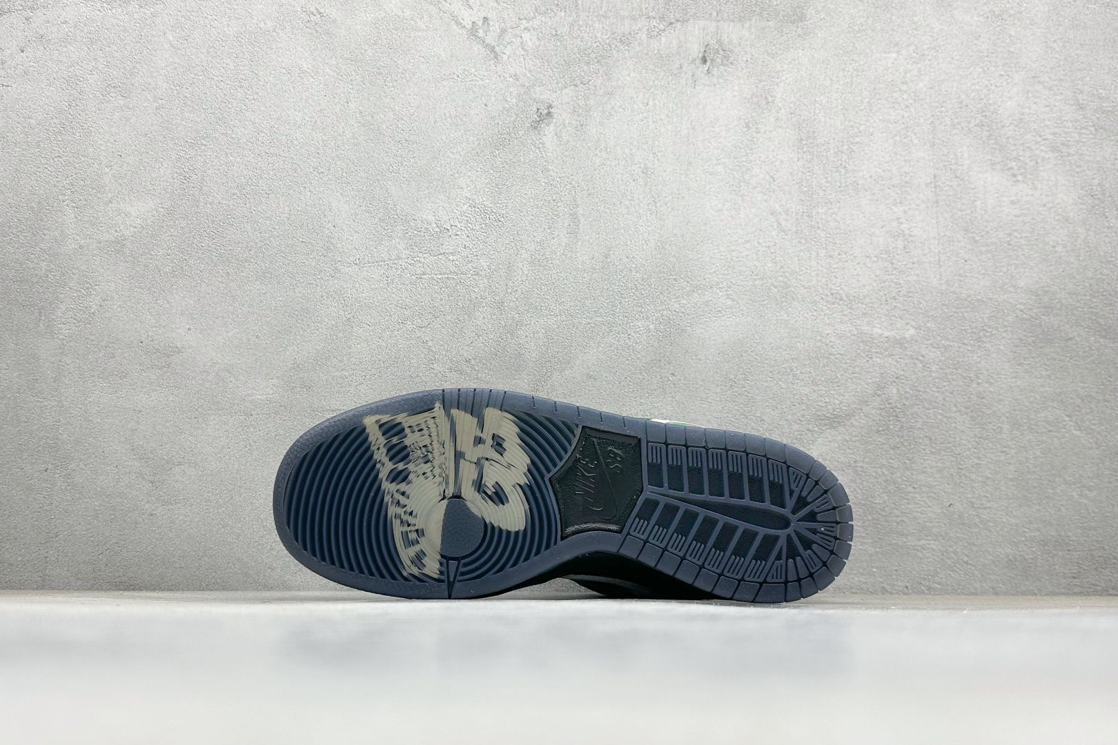 P340S2版本Bronx Girls Skate x Nike SB Dunk Low 联名款 低帮休闲滑板鞋 HV1664-001