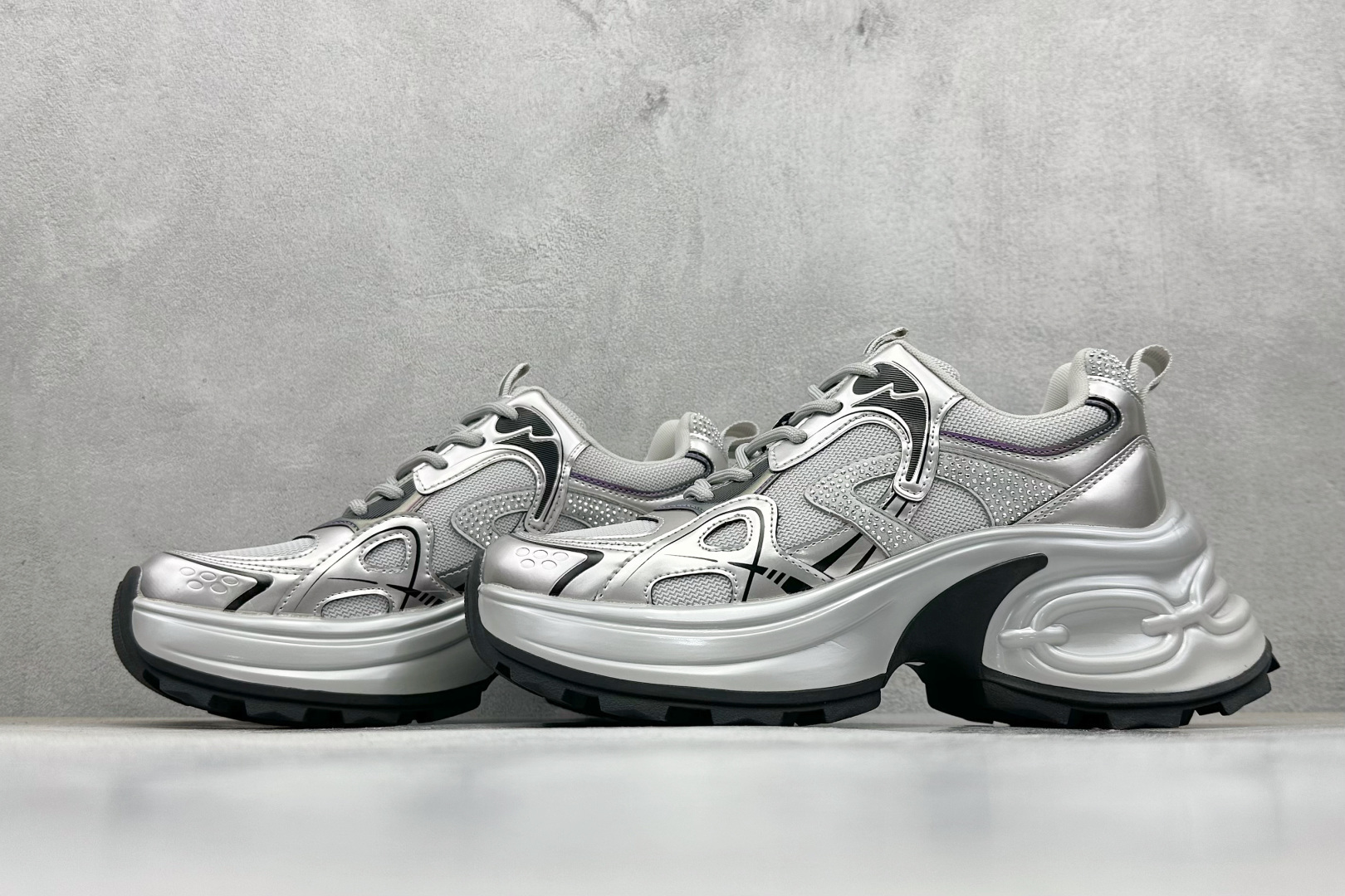 220 GG-CC赵露思2025新款厚底增高休闲运动老爹鞋系列