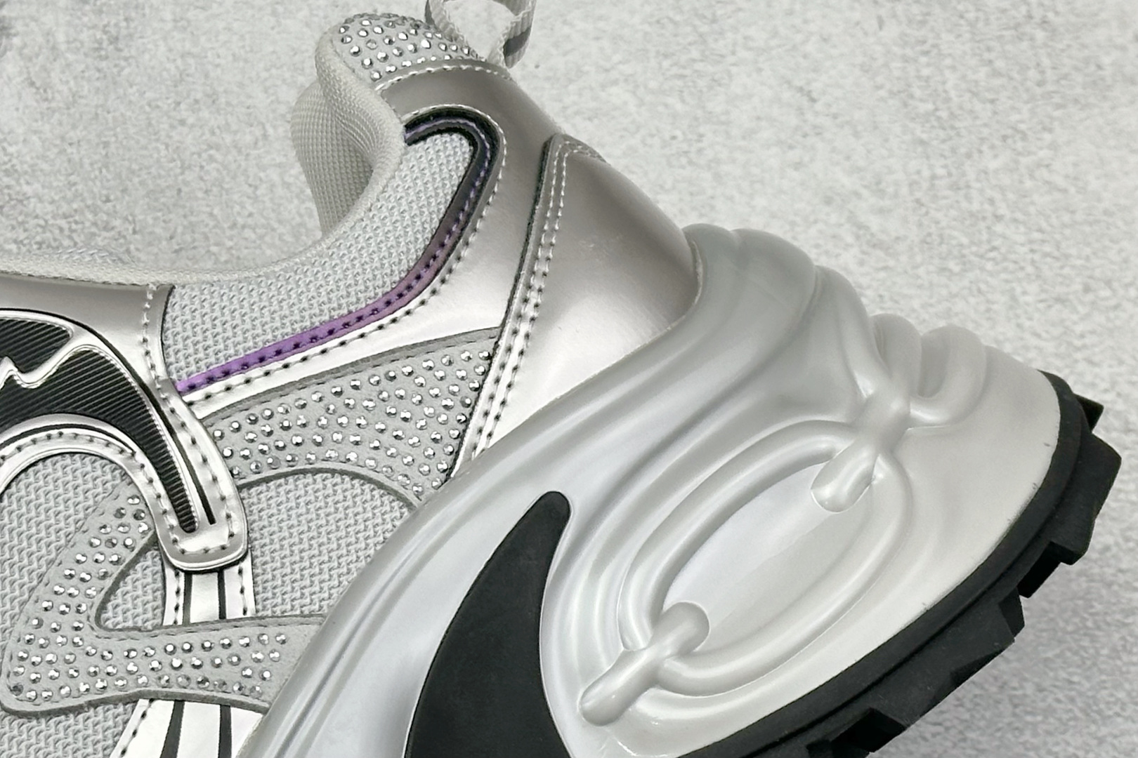 220 GG-CC赵露思2025新款厚底增高休闲运动老爹鞋系列