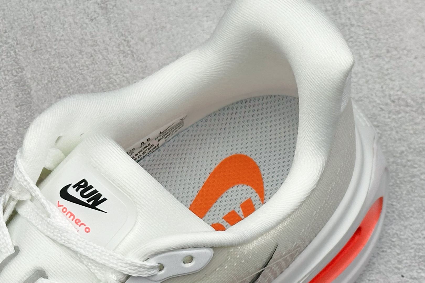 200 NIKE AIR ZOOM PEGASUS PREMIUM 舒适减震防滑 低帮跑步鞋 HQ2050-103