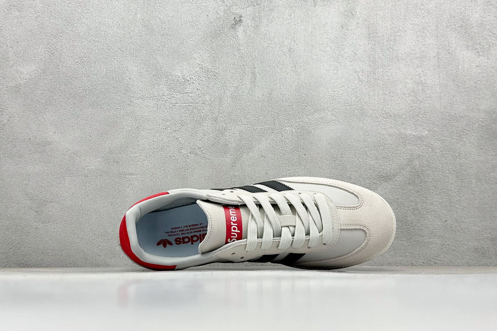 160 adidas originals Samba x Supreme 灰黑 桑巴舞系列复古经典轻便板鞋 GJ75814