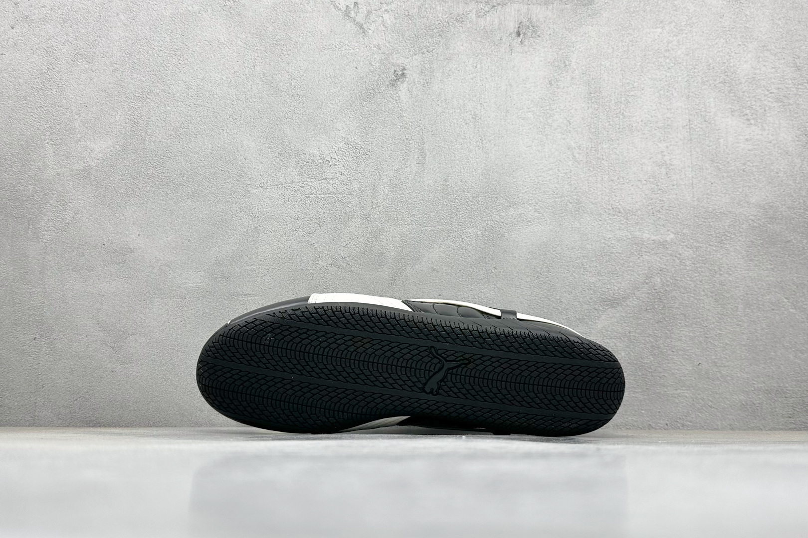 230 S2版Ferrari x Puma Speedcet 联名彪马低帮复古运动休闲赛车跑鞋 404391-01