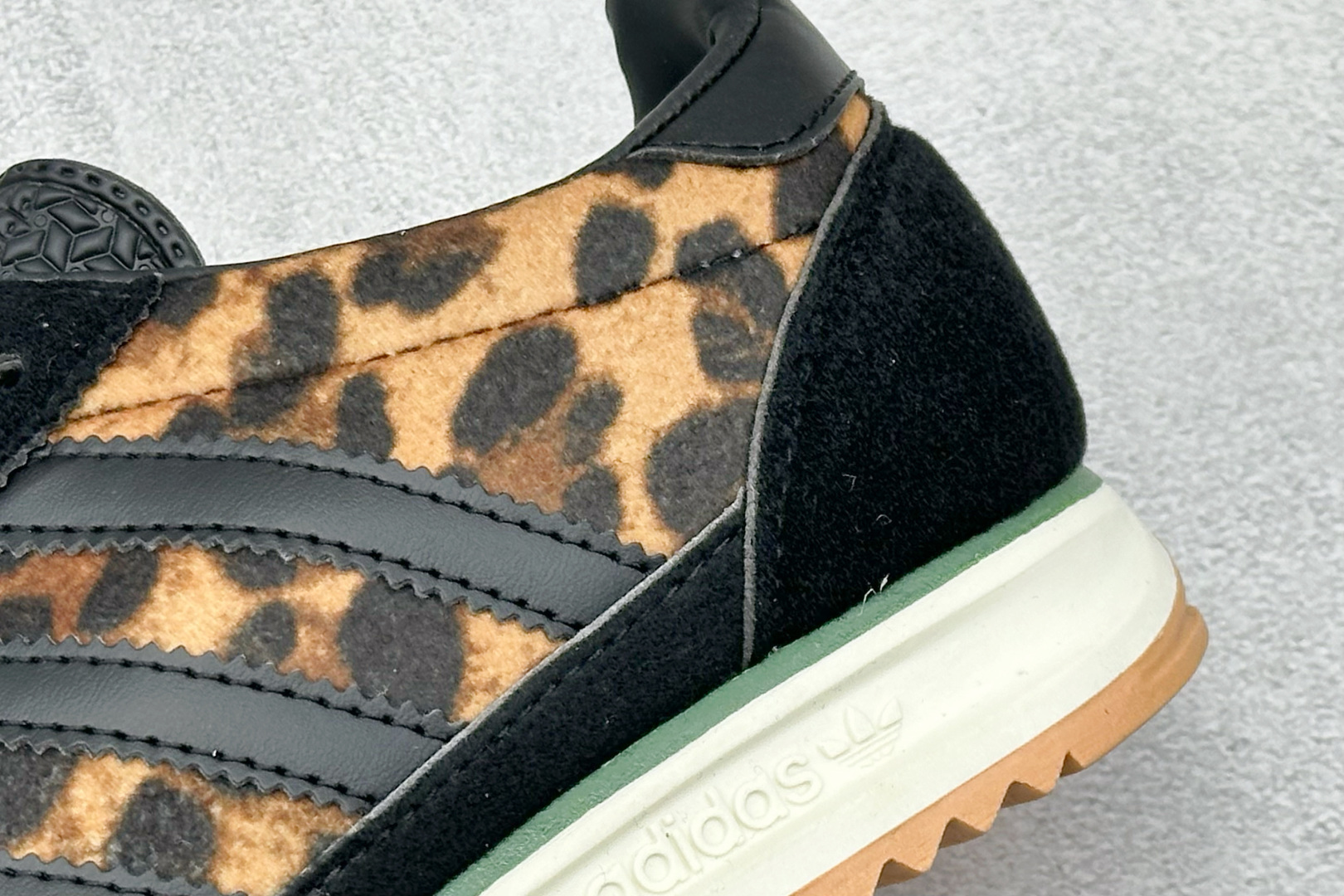 170 XS版AD Originals SL 72 RS 阿迪休闲防滑耐磨低帮板鞋 JI0187-Chinese UA Cheap High Quatity Brand Clothes Bags handbags Sneakers wholesale wholesaler seller from China Factory suppliers Fashion Clothing Shoes best Quality Beautiful Price 170 XS版AD Originals SL 72 RS 阿迪休闲防滑耐磨低帮板鞋 JI0187