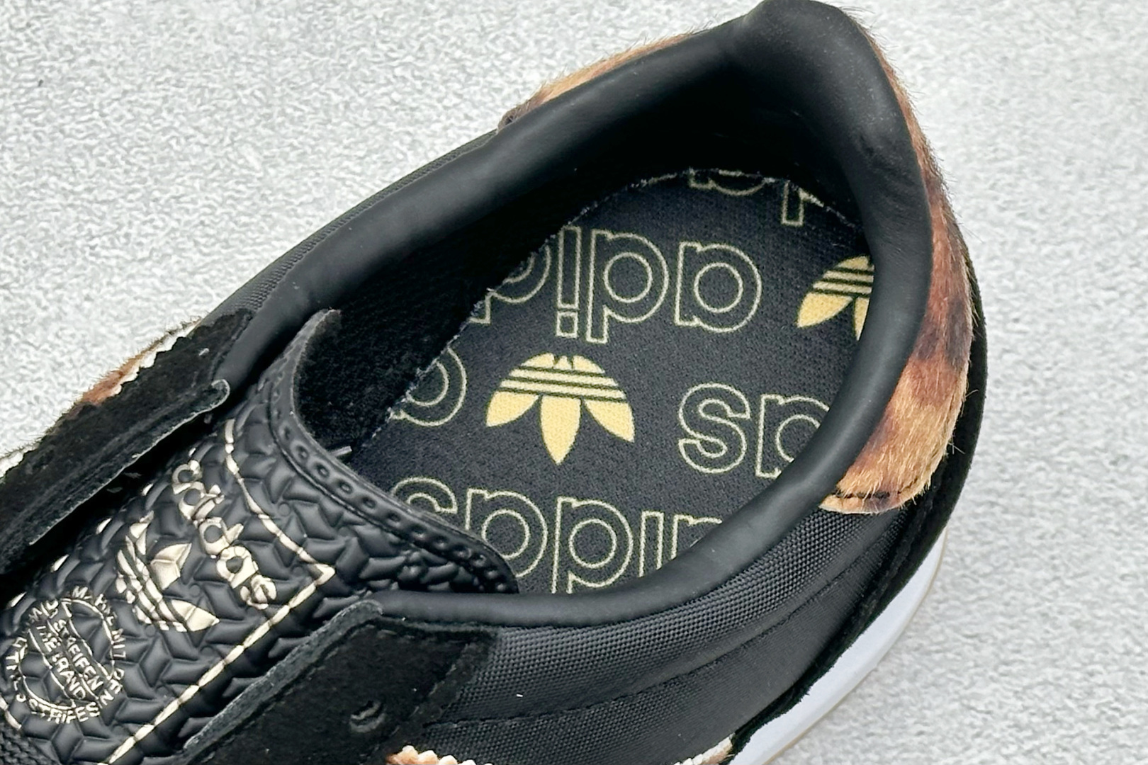 170 XS版AD Originals SL 72 RS 阿迪休闲防滑耐磨低帮板鞋 JR1640