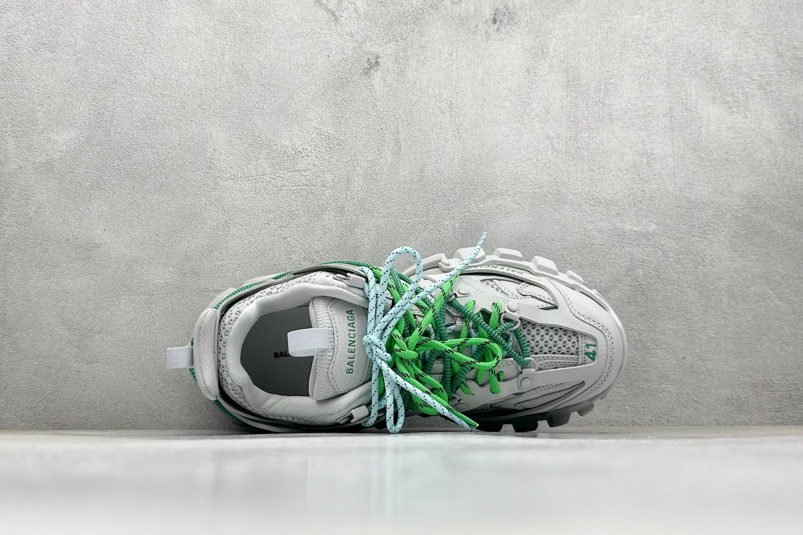 480 O Balenciaga Sneaker Tess s.Gomma 巴黎3.0 三代户外网面概念鞋 800592WTRHK-Chinese UA Cheap High Quatity Brand Clothes Bags handbags Sneakers wholesale wholesaler seller from China Factory suppliers Fashion Clothing Shoes best Quality Beautiful Price 480 O Balenciaga Sneaker Tess s.Gomma 巴黎3.0 三代户外网面概念鞋 800592WTRHK